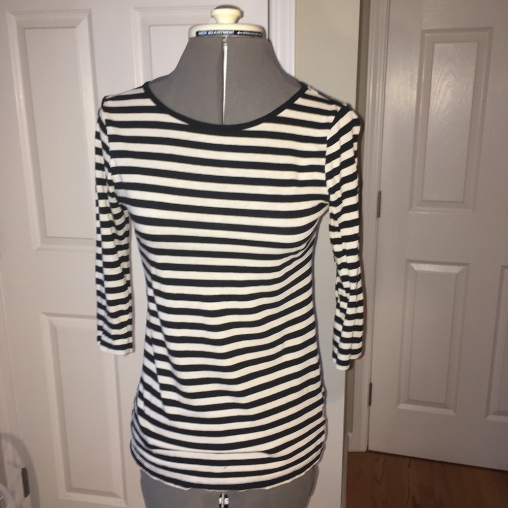 Black and white striped t-shirt